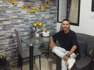 AronFox - Live sex cam - 21056746