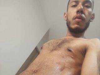 AronFox - Live sex cam - 21056770