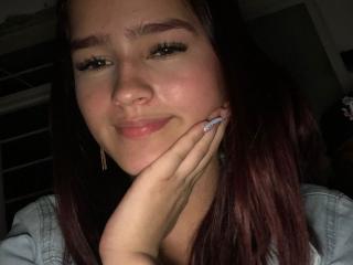 MelodyMansson - Live Sex Cam - 21058426