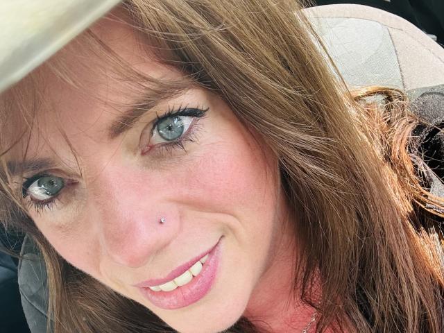 SerenaFr - Live sex cam - 21062278