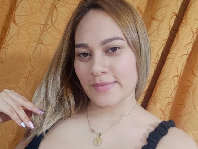 GeorgyGreat - Live sex cam - 21069838