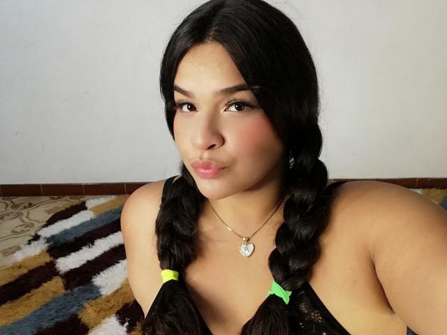 AntonelaPark - Live sexe cam - 21075510