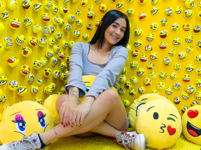 NicoColeman - Live porn &amp; sex cam - 21078122