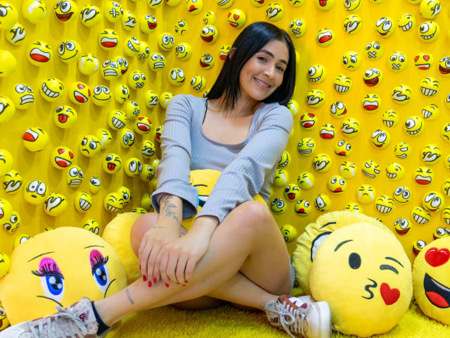 NicoColeman - Live sexe cam - 21078130