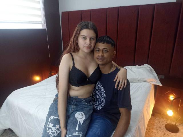 AhHottCouple - Live sex cam - 21079022