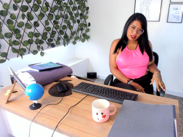 LizHerrera - Live sexe cam - 21080254