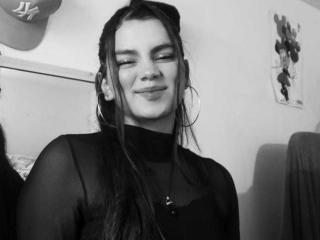 AlahyaDifiori - Live sex cam - 21082914