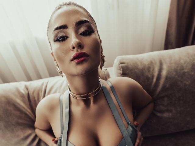 LoraDevine - Sexe cam en vivo - 21093218