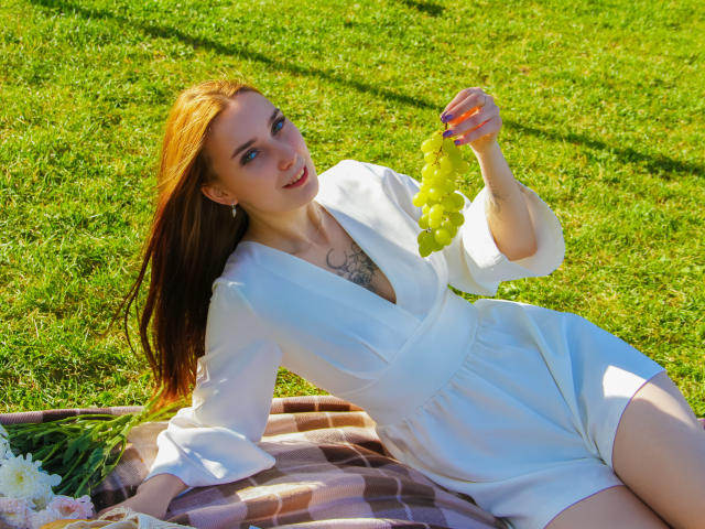 AlexisHott - Live sex cam - 21105654