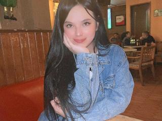 ElyMoon - Live Sex Cam - 21105678