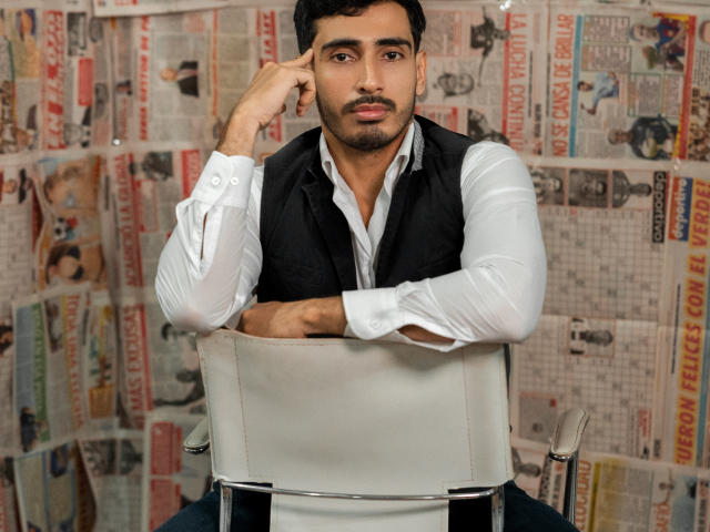 AresMuscle - Sexe cam en vivo - 21105926