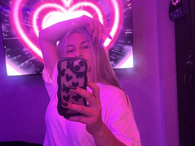 AtheneaRossi - ライブポルノ&amp;セックスカム - 21113086