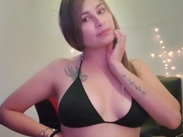 KirstenMary - Live Sex Cam - 21113942