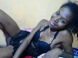 PrettyChocolat69 - Sexe cam en vivo - 21115962