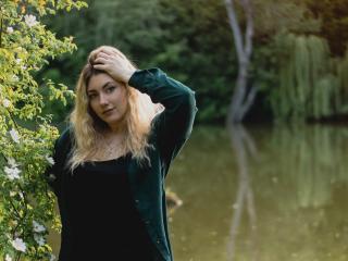 SofiaLux - Live sex cam - 21117126