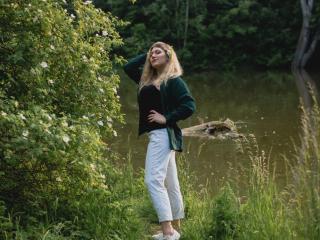 SofiaLux - Live sex cam - 21117150