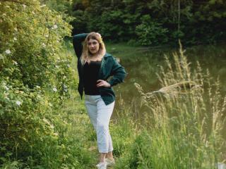 SofiaLux - Live sex cam - 21117170