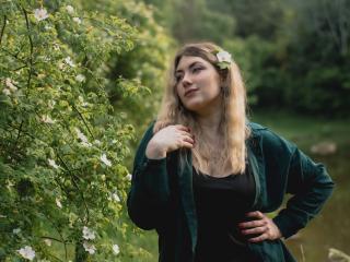 SofiaLux - Live sex cam - 21117174