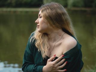 SofiaLux - Live sex cam - 21125714