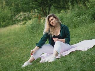 SofiaLux - Live sex cam - 21125738