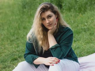 SofiaLux - Live sex cam - 21125842