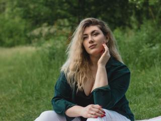 SofiaLux - Live sex cam - 21125878