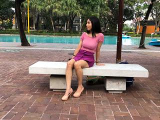 MileyWatson - Live sex cam - 21125994