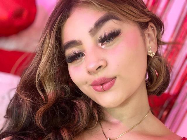 SophieMartini - Live sex cam - 21128590