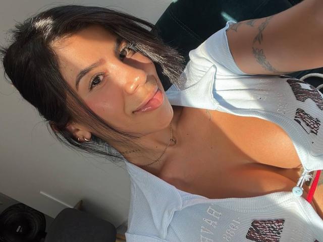 NikolRyder - Live porn &amp; sex cam - 21132234