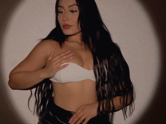 AshlyFerria - Live sex cam - 21134406