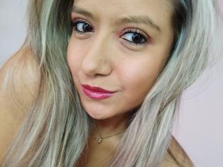 ValeriaHunter69 - Live sex cam - 21135202