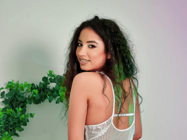 SarraPeaches - Camera khiêu dâm &amp; quyến rũ trực tiếp - 21140198