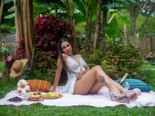 ChloeBrownie - Live sexe cam - 21145610