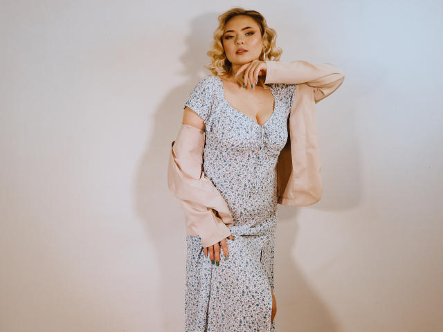 SallyVerda - Live sex cam - 21146146