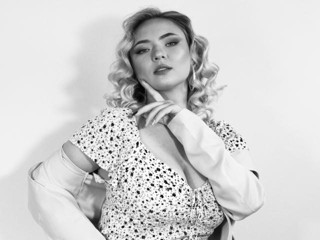 SallyVerda - Live sex cam - 21146194