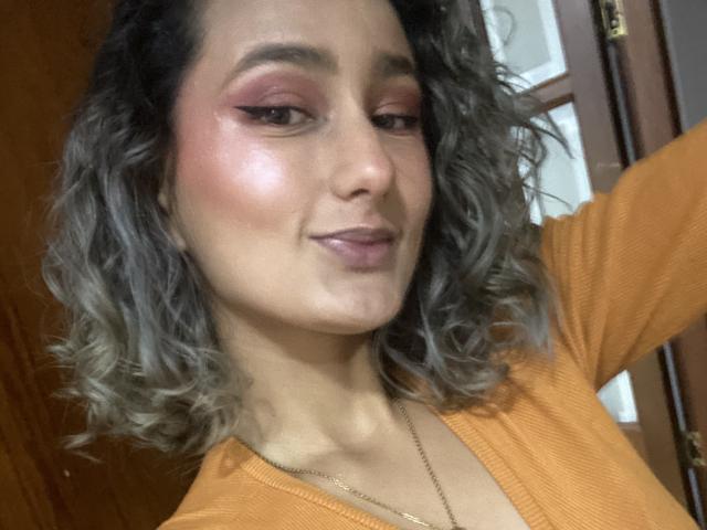 FloraSaenz - Live porn &amp; sex cam - 21148758