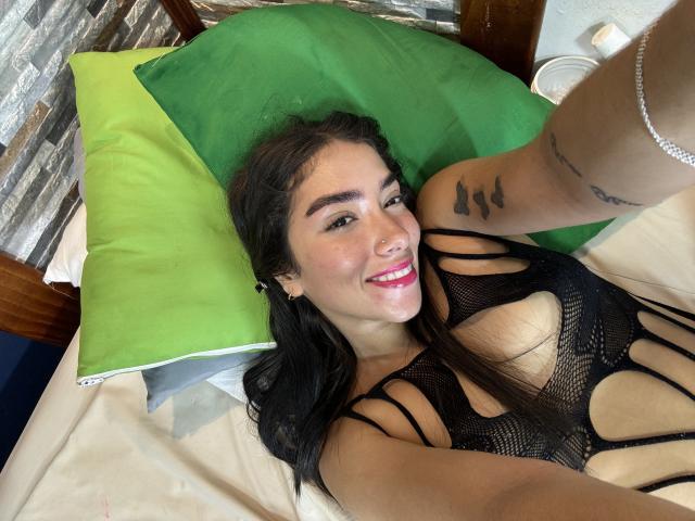 SharonKlart - Live porn &amp; sex cam - 21155886