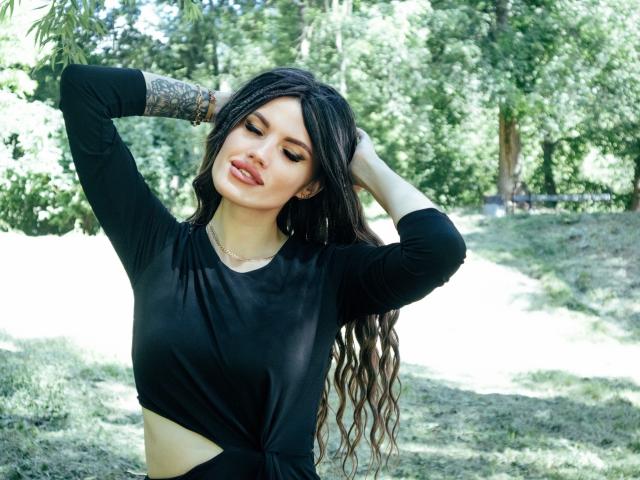 MilaLoona - Live porn &amp; sex cam - 21158354