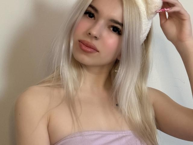 ShineCaroline - Live Sex Cam - 21158474