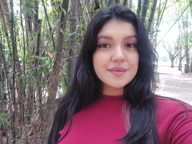 LauraRichis - Live Sex Cam - 21160370