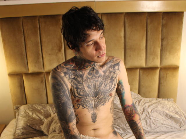 MadInkman - Live sex cam - 21163886