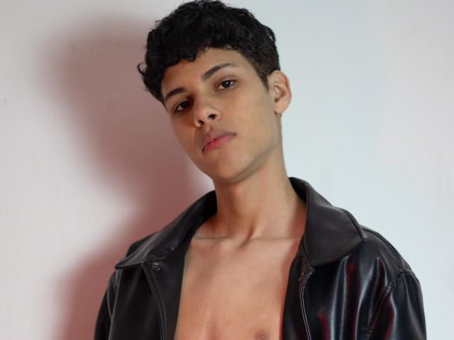 DenisBachh - Live sex cam - 21166326