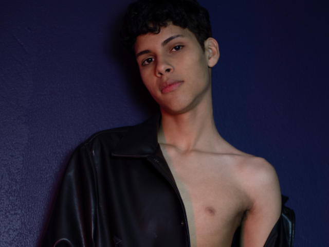 DenisBachh - Live sex cam - 21166342