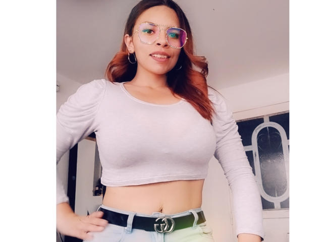 VioletaStone - Live porn &amp; sex cam - 21167386