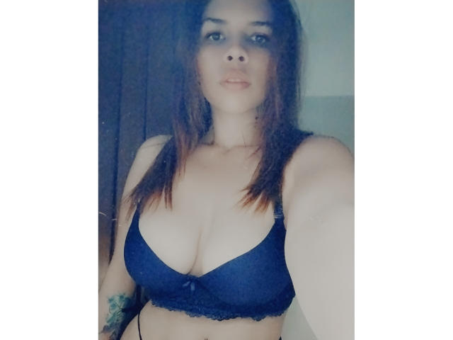 VioletaStone - Live porn &amp; sex cam - 21167458
