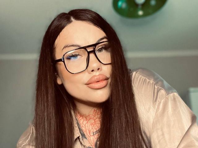 SpicyPeach - Live sex cam - 21177514