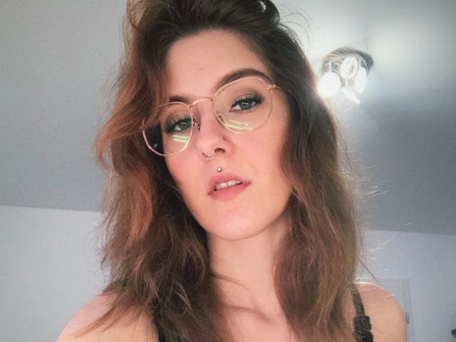 LauryDiamond-hot - Sexe cam en vivo - 21186526