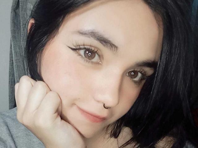 LovelyLilith - Live porn &amp; sex cam - 21188658