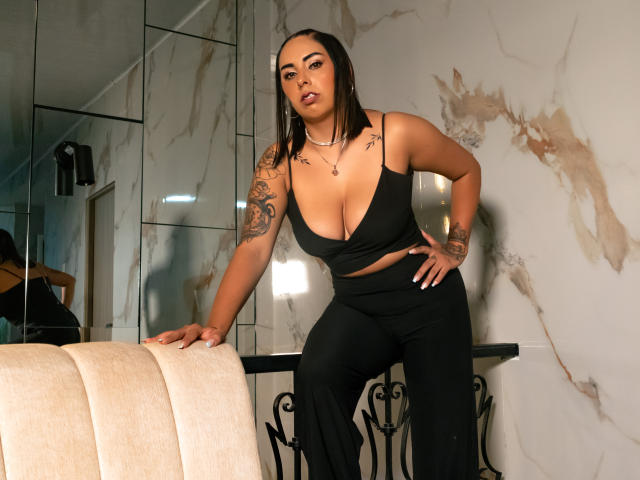 ChloeMarss - Live porn &amp; sex cam - 21192822