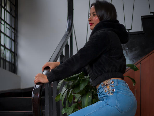 GrettaTaylor - Live porn &amp; sex cam - 21199134